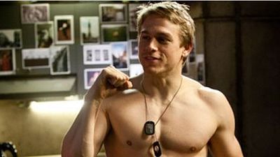 bild aus der news Charlie Hunnam spricht über "herzzerreißenden" Ausstieg bei "Shades Of Grey"