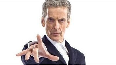 bild aus der news Peter Capaldi, Daleks und Dinosaurier in London im ersten langen Trailer zur 8. Staffel von "Doctor Who"