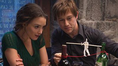 bild aus der news Joseph Gordon-Levitt auf den ersten Bildern aus "The Walk" über die berühmte World-Trade-Center-Aktion von Akrobat Philippe Petit