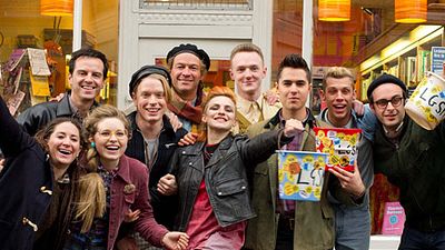 bild aus der news Gay-Aktivisten und Minenarbeitern verbrüdern sich im neuen Trailer zu "Pride" mit Bill Nighy