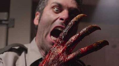 bild aus der news Exklusiv: Alkohol, Frauen und Vollmond im deutschen Trailer zur Horror-Komödie "Wolfcop"