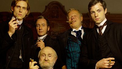 bild aus der news "Die Pfeiler der Macht": Christian Schwochow adaptiert Ken Folletts Bestseller-Roman