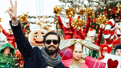 bild aus der news "Alles ist Liebe": Friedrich Mücke und Tom Beck präsentieren den Trailer zur romantischen Weihnachtskomödie