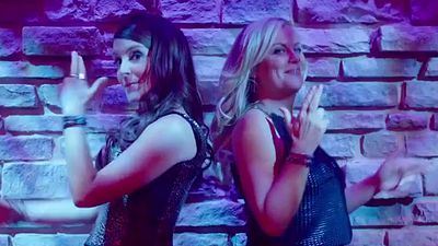 bild aus der news "Sisters": Tina Fey und Amy Poehler sind Schwestern im ersten Teaser zur Komödie von Jason Moore