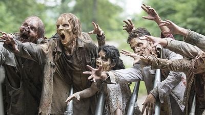 bild aus der news "The Walking Dead": Zombies und Überlebenskampf im neuen Trailer zur zweiten Hälfte der fünften Staffel