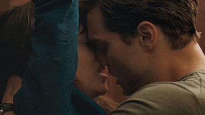 bild aus der news SM-Teddy und vollmundiger Wein: Zu "Fifty Shades of Grey" gibt es passende Valentinstags-Geschenke