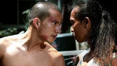 Irrwitziger Trailer und neues Poster zu "Yakuza Apocalypse" von Takashi Miike: Ein blutsaugender Yakuza-Boss beißt zu