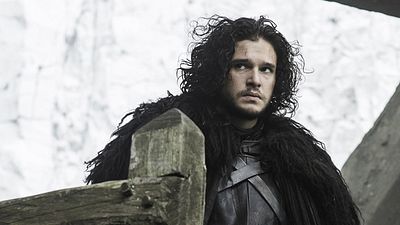 bild aus der news "Game of Thrones –The Musical": Emilia Clarke, Kit Harington und Co. singen mit Coldplay für den guten Zweck