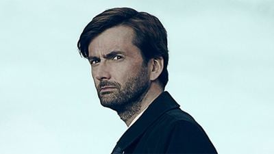 "Gracepoint": Deutsche Erstausstrahlung des "Broadchurch"-Remakes mit David Tennant und "Breaking Bad"-Star Anna Gunn auf Sky