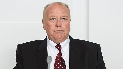 bild aus der news Die ersten Bilder von Thomas Thieme als Uli Hoeneß in "Der Patriarch"