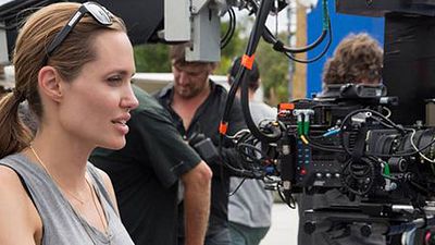 bild aus der news "First They Killed My Father": Angelina Jolie übernimmt Regie der Netflix-Produktion über Kindersoldaten in Kambodscha