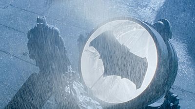 bild aus der news Neue Szenenbilder zu "Batman V Superman: Dawn Of Justice" + Tao Okamoto als Mercy Graves bestätigt