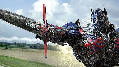 bild aus der news Cooles Video: Dieser "Transformers"-Geburtstagskuchen verwandelt sich und sorgt damit für offene Münder