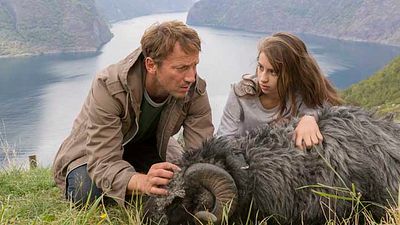 bild aus der news Viel Gemecker gibt's im Trailer zum Roadmovie "Kleine Ziege, sturer Bock" mit Wotan Wilke Möhring