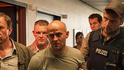 bild aus der news Exklusiv: Der Trailer zur neuen ZDF-Krimiserie "Blochin – Die Lebenden und die Toten" mit Jürgen Vogel