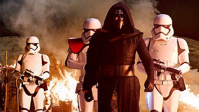 bild aus der news Das Kinoposter zu "Star Wars 7: Das Erwachen der Macht"