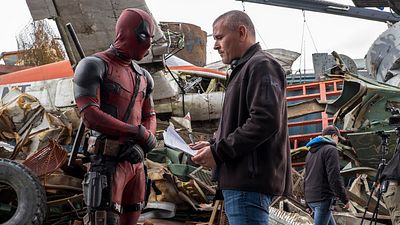 bild aus der news "Er ist ein Wahnsinniger, eine Laberbacke, ein Killer": Das FILMSTARTS-Set-Interview zu Marvels "Deadpool" mit den Machern des Superhelden-Krachers