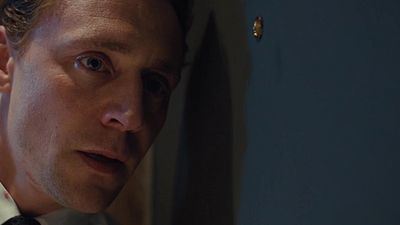 bild aus der news Erster Trailer zu "High-Rise": "Avengers"-Star Tom Hiddleston will dich als Nachbar