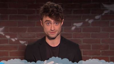 Lustiges Video: Daniel Radcliffe, Kirsten Dunst und Kurt Russell lesen fiese Tweets über sich selbst