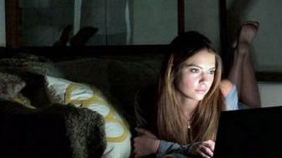 bild aus der news Der Stalker in deinem Wohnzimmer: Erster Trailer zum Social-Media-Thriller "Ratter" mit Ashley Benson