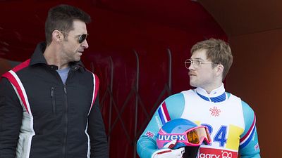 Taron Egerton fliegt als "Eddie The Eagle": Deutscher Trailer zum Skispringer-Biopic mit Hugh Jackman