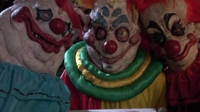 bild aus der news "Killer Klowns From Outer Space": Fernsehserie zum Sci-Fi-Horror "Space Invaders" in Planung