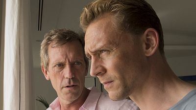 bild aus der news Loki vs. Dr. House: Spionage-Miniserie "The Night Manager" mit Tom Hiddleston und Hugh Laurie ab heute bei Amazon
