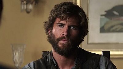 bild aus der news "The Duel": Liam Hemsworth vs. Woody Harrelson im ersten beklemmenden Trailer zum Western-Thriller