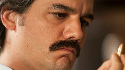 bild aus der news "Narcos": Im ersten langen Trailer zur 2. Staffel der Netflix-Serie spitzt sich die Jagd auf Drogenbaron Pablo Escobar zu