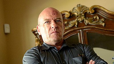 bild aus der news "The Big Bang Theory": Die Nerds bekommen in der 10. Staffel Besuch von "Breaking Bad"-Star Dean Norris