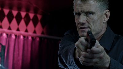 bild aus der news "Arrow": Dolph Lundgren mit wiederkehrender Rolle in Staffel 5