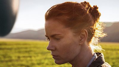 bild aus der news Erste Trailer zu Denis Villeneuves "Arrival": Amy Adams stellt Kontakt zu Aliens her