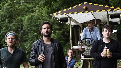 bild aus der news Mit dem Bierbike durch den Wald: Neuer Trailer zu "Männertag"