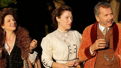 bild aus der news "Die feine Gesellschaft": Deutscher Trailer zur französischen Komödie mit Juliette Binoche und Valeria Bruni Tedeschi