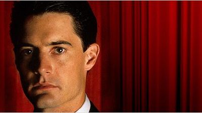 bild aus der news "Twin Peaks": Im neuen Teaser zur 3. Staffel ist auch endlich Kyle MacLachlan als Dale Cooper zu sehen