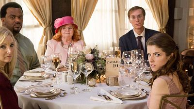 bild aus der news Deutscher Trailer zu "Table 19 - Liebe ist fehl am Platz" mit Anna Kendrick, Lisa Kudrow und Tony Revolori