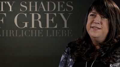 bild aus der news "Ich hatte keine Ahnung von den masturbierenden Frauen": Das FILMSTARTS-Interview zu "Fifty Shades Of Grey 2" mit Autorin E.L. James & Regisseur James Foley