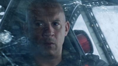 "Fast & Furious 8": Im neuen Videoclip fährt Vin Diesel sein in Flammen stehendes Auto ganz cool weiter