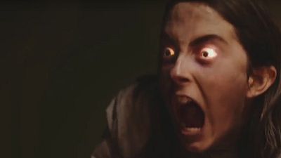 bild aus der news "Tonight She Comes": Hillbillys, Hexen und hektoliterweise Blut im neuen Teaser-Trailer zum Retro-Horrorfilm