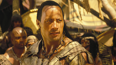 bild aus der news Echte Killer-Ameisen und eine Furz-Maschine am Set: Dwayne Johnson kommentiert in lustigem Video "The Scorpion King"