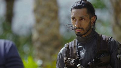 bild aus der news "The Sisters Brothers": Riz Ahmed neben Joaquin Phoenix in der Adaption des herausragenden Westerns