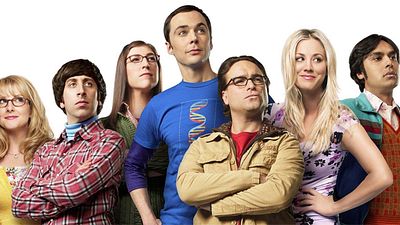 bild aus der news "The Big Bang Theory": Gruppenfoto zum Abschluss der 10. Staffel mit überraschendem Comeback