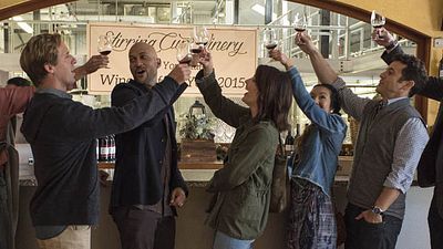 bild aus der news "Friends From College": Startdatum und erster Trailer für die neue Netflix-Serie mit Keegan-Michael Key und Cobie Smulders