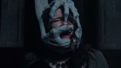 bild aus der news "The Ring" mit Retro-Kamera: Im ersten Trailer zu "Polaroid" sterben Teenies durch Fotos