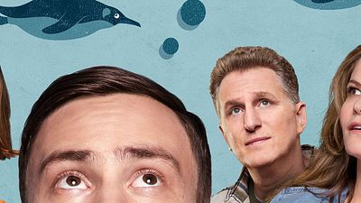 bild aus der news Start der Netlix-Serie "Atypical" mit "The Hateful 8"-Star Jennifer Jason Leigh: Autist auf der Suche nach der großen Liebe