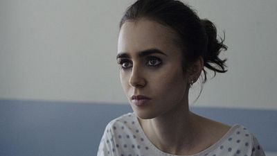 bild aus der news "Tolkien": Lily Collins stößt zum Biopic über den "Herr der Ringe"-Autor