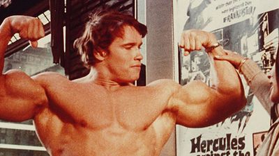 bild aus der news "Bigger": Mr. Universe spielt jungen Arnold Schwarzenegger im Bodybuilding-Biopic