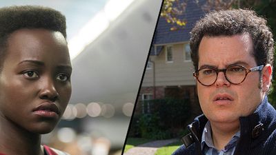 bild aus der news "Little Monsters": Lupita Nyong’o und Josh Gad in Zombie-Horror-Komödie