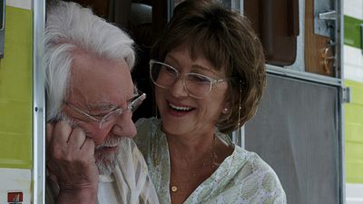 bild aus der news "Das Leuchten der Erinnerung": Deutscher Trailer zum Roadmovie mit Helen Mirren und Donald Sutherland