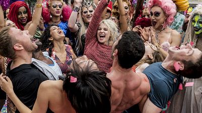 bild aus der news "Sense8": Emotionaler erster Ausblick auf das große Serien-Finale
